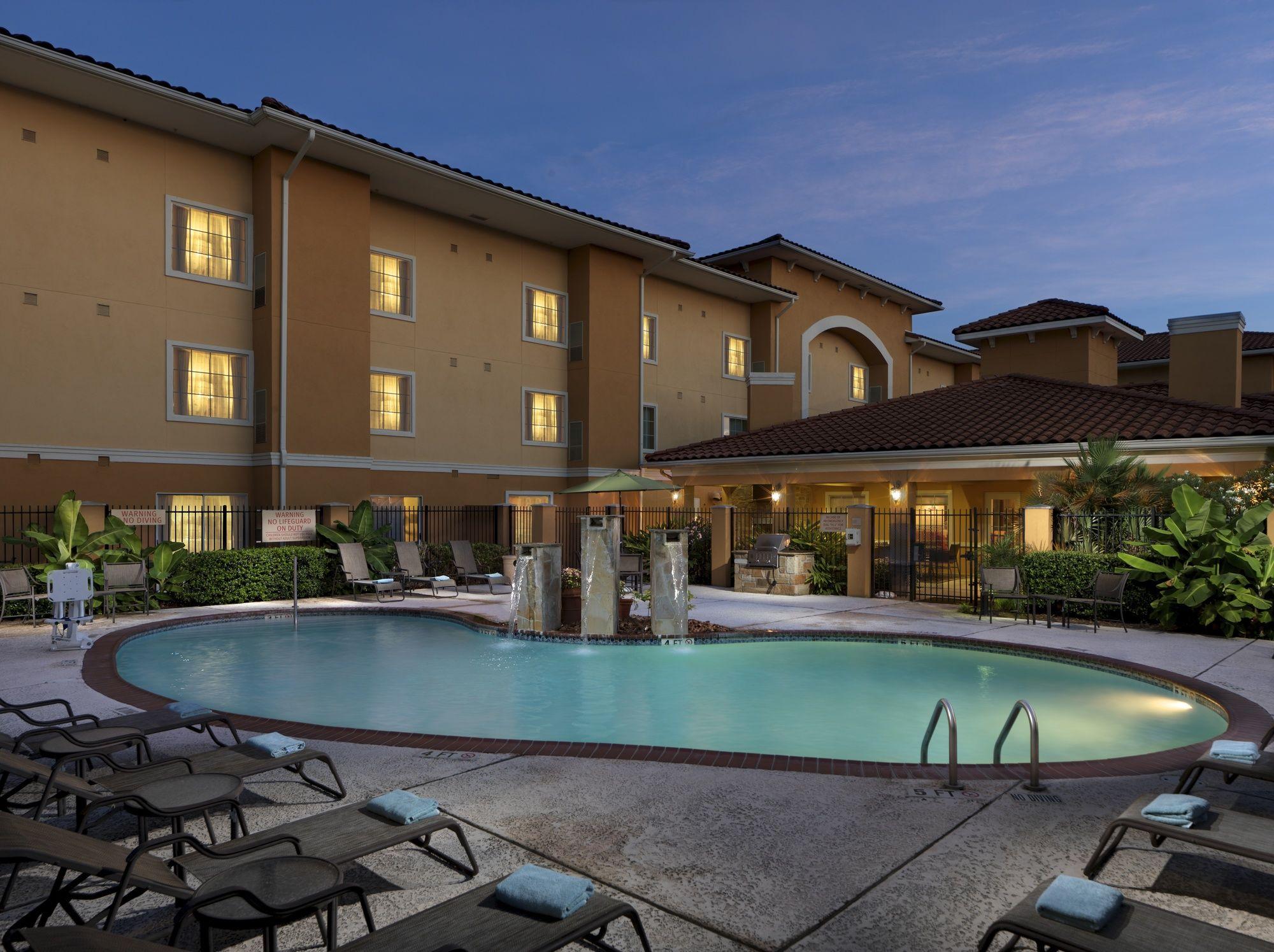 Towneplace Suites Houston North/Shenandoah מראה חיצוני תמונה